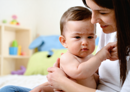 apprenez à reconnaître les signes révélateurs de vers intestinaux chez votre enfant pour agir rapidement et préserver sa santé.