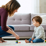 découvrez des stratégies efficaces pour gérer avec succès les réponses inattendues de votre enfant et favoriser une communication positive au quotidien.