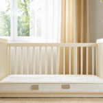 découvrez notre guide essentiel pour choisir le matelas idéal, parfaitement adapté aux besoins spécifiques de votre bébé, assurant confort et sécurité pour un sommeil paisible.